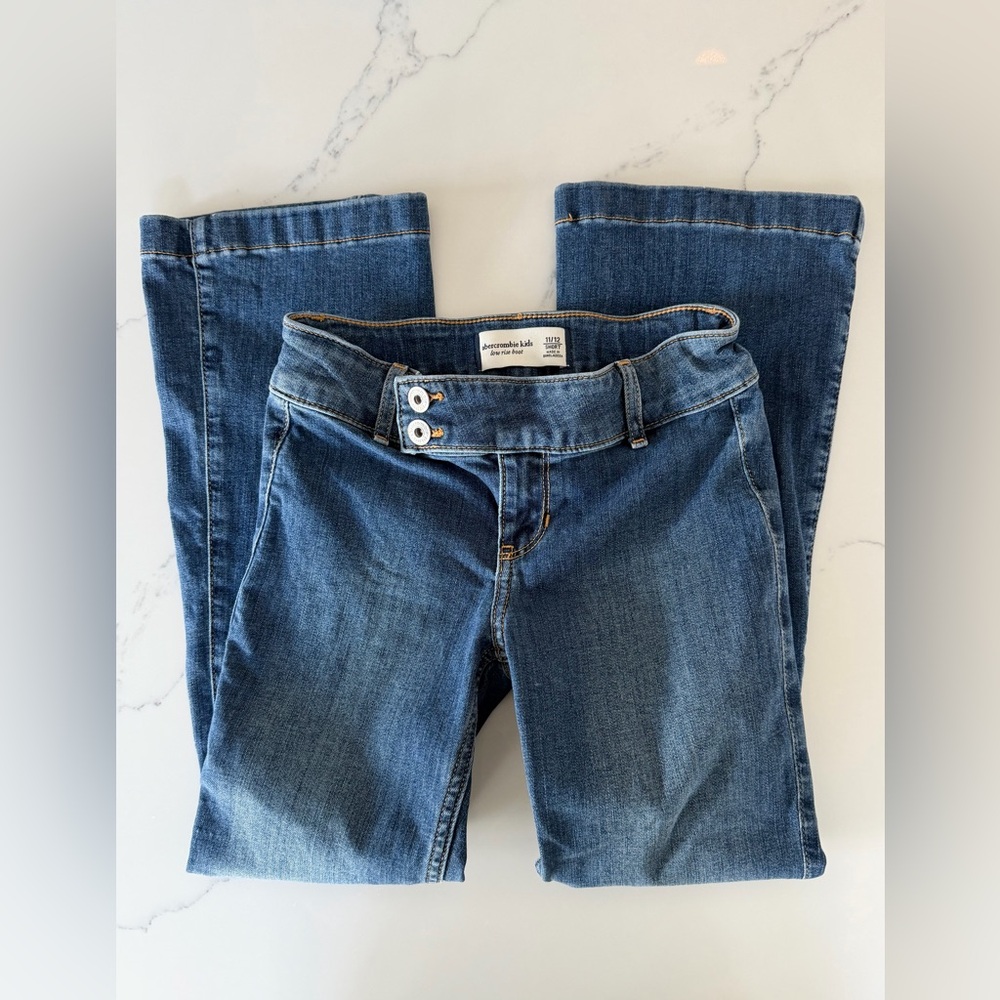 Abercrombie Girls Low/Rise Boot-Cut Jeans SIZE 11/12 SHORT